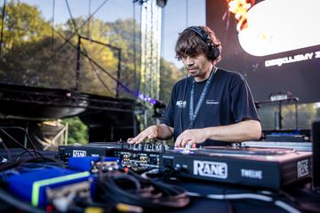 Cieplice rozbłysły kolorami – start Festiwalu Światła