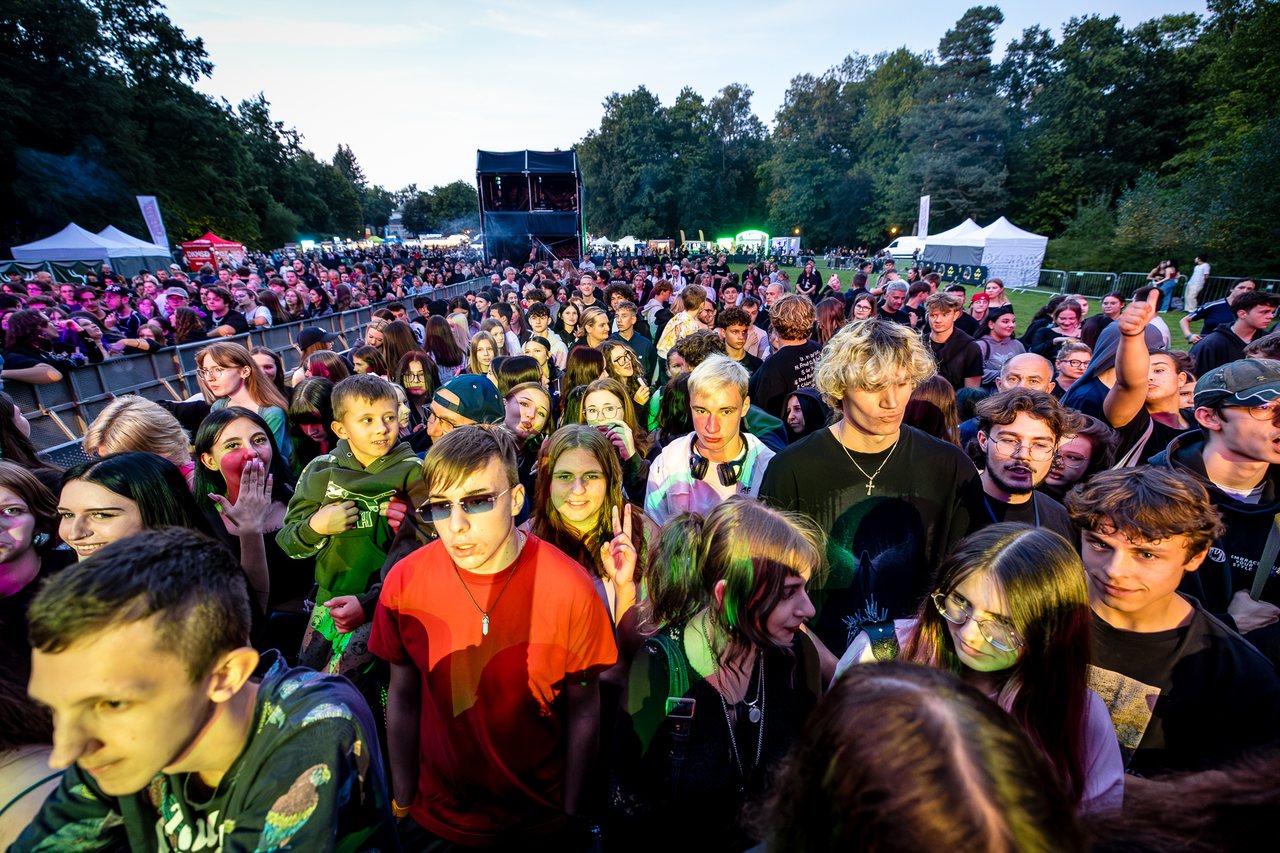 Cieplice rozbłysły kolorami – start Festiwalu Światła