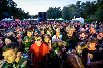 Cieplice rozbłysły kolorami – start Festiwalu Światła