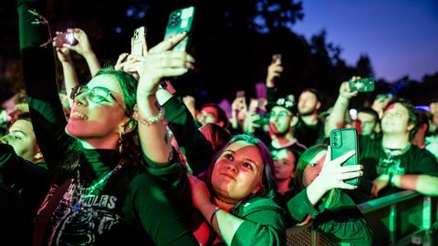 Cieplice rozbłysły kolorami – start Festiwalu Światła