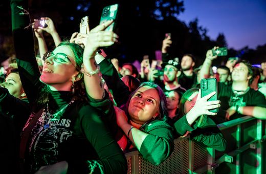 Cieplice rozbłysły kolorami – start Festiwalu Światła