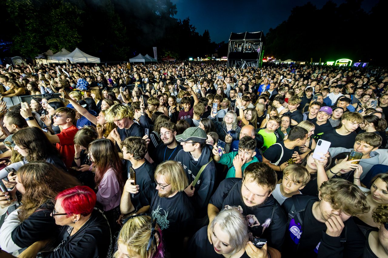 Cieplice rozbłysły kolorami – start Festiwalu Światła