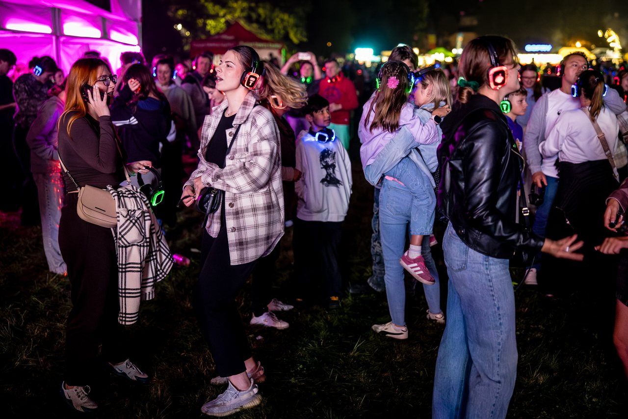 Cieplice rozbłysły kolorami – start Festiwalu Światła