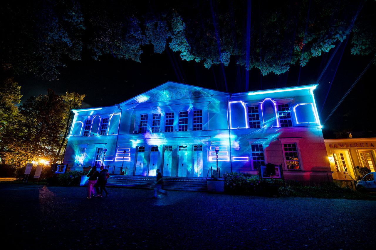 Cieplice rozbłysły kolorami – start Festiwalu Światła