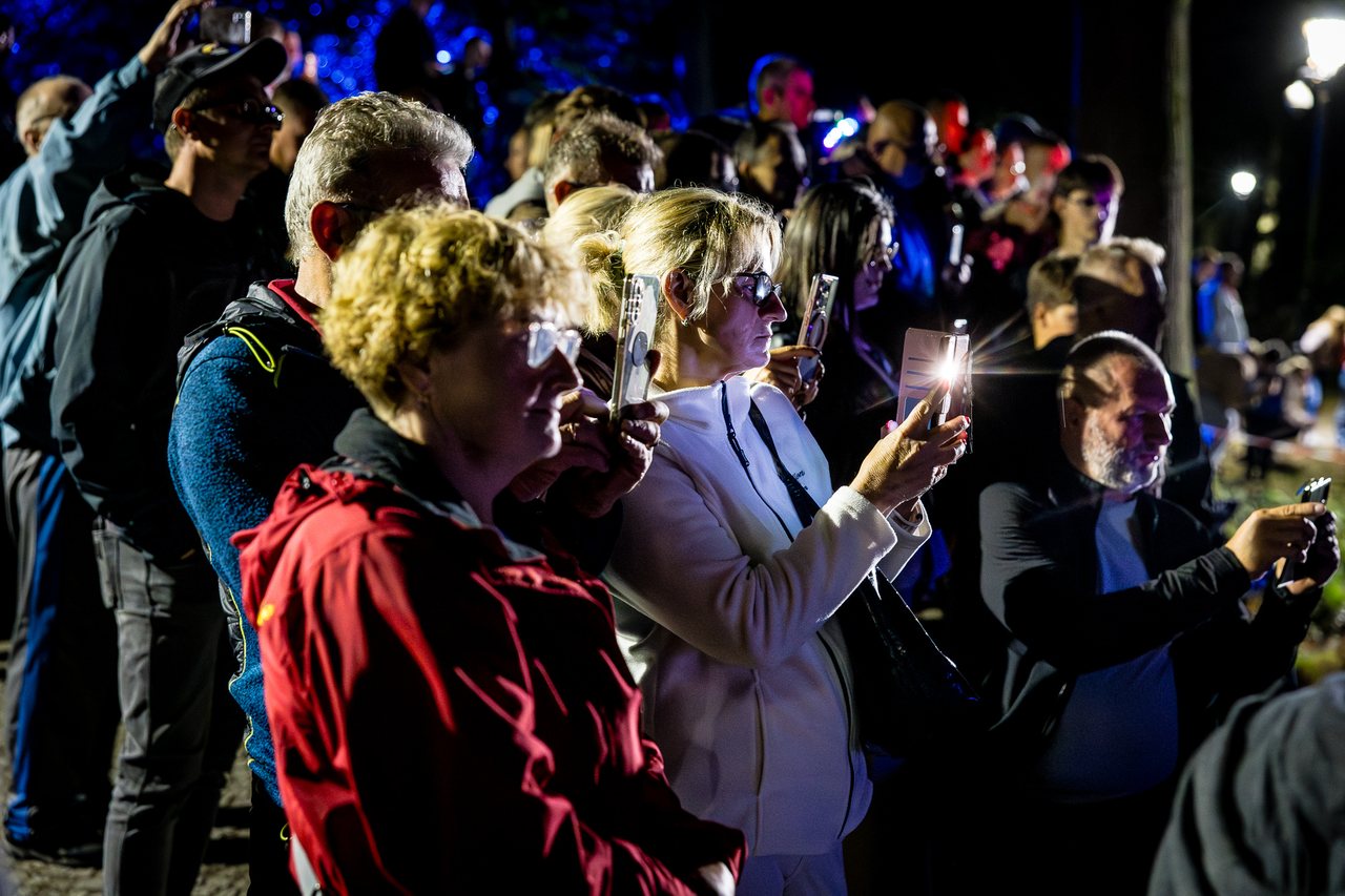 Cieplice rozbłysły kolorami – start Festiwalu Światła