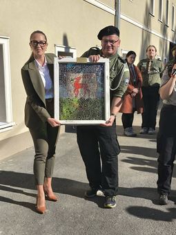 Nowy jelonek stanął przy Domu Harcerza