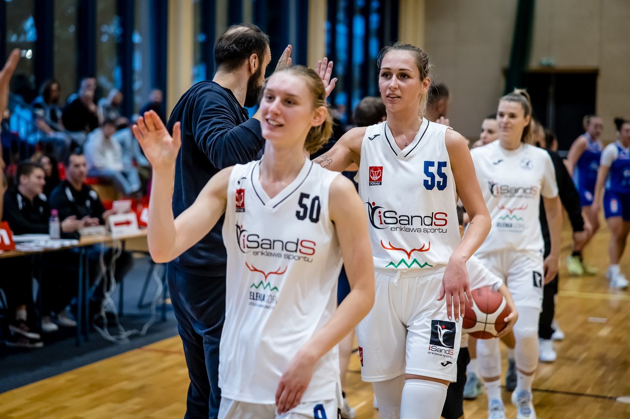 Zapachniało zawodowym basketem w Jeleniej Górze