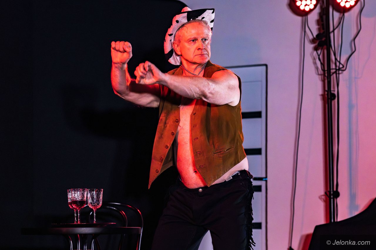 „Wszystko o mężczyznach” – najtańszy striptease w Jeleniej Górze i majstersztyk na scenie