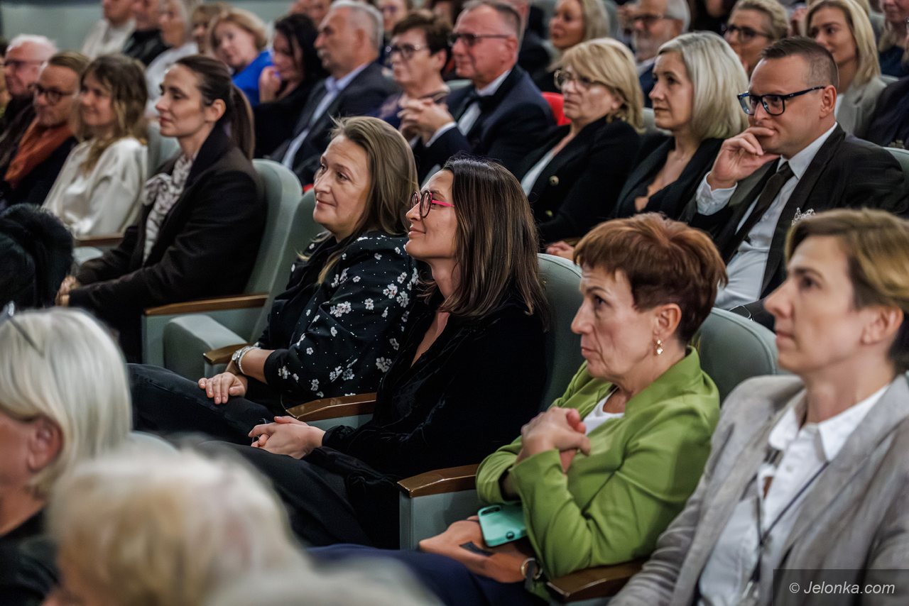 Koncertowy „Tartuffe” na otwarcie 52. Jeleniogórskich Spotkań Teatralnych