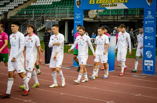 "Szorujemy" w okolicach zagrożonej strefy
