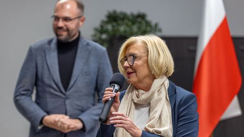 Rozmowa o Polsce i potrzebie nowej konstytucji w Jeleniej Górze
