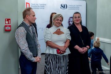 Siła muzyki, przyjaźni i piękna w obliczu historii PRL–u