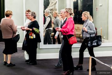 Tańczmy aż po historii kres