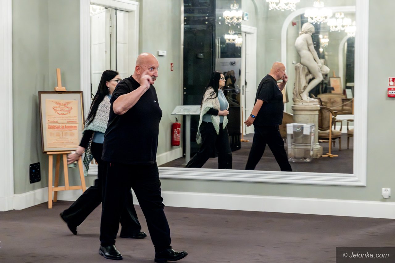 Tańczmy aż po historii kres