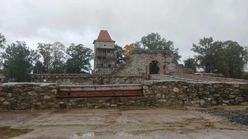 Ruiny w Starej Kamienicy po renowacji