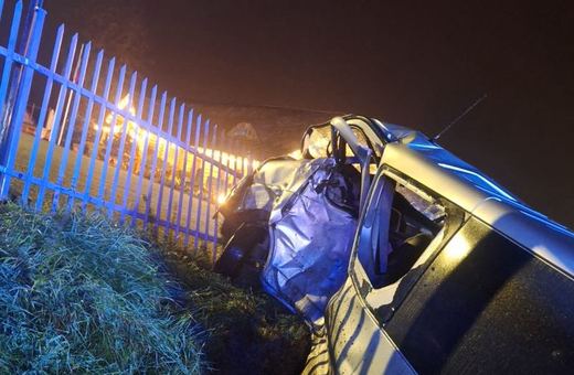 Uciekał przed policjantami, bo miał sporo na sumieniu. Został zatrzymany, a teraz za swoje czyny odpowie przed sądem