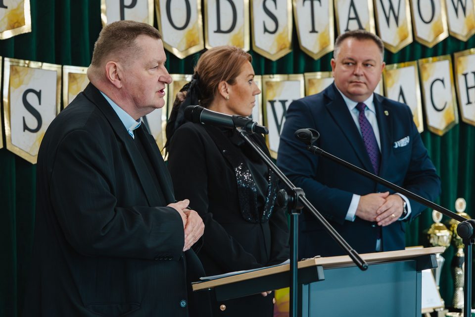 Mysłakowice świętowały 80 lat szkoły