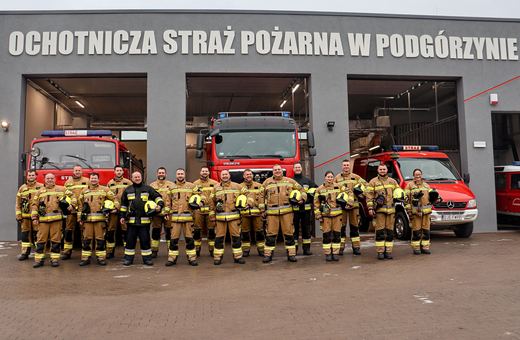 Strażacy z Podgórzyna dostali 150 tys. zł na nowy samochód pożarniczy