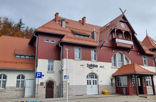 Dworzec w Szklarskiej Porębie najładniejszy na świecie