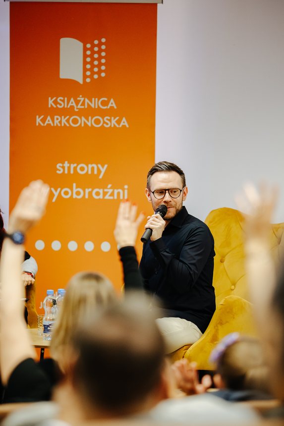 Kryminalna feta w „Książnicy Karkonoskiej”