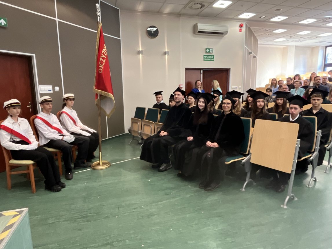 Wyszkolą nowych liderów