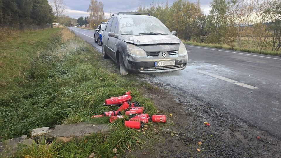 Sami ugasili Renaulta