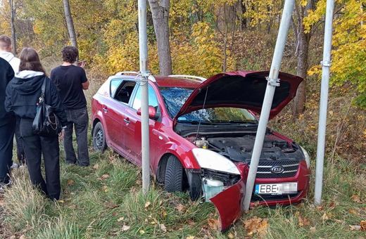 Wojcieszyce: młodzi kierowcy mieli sporo szczęścia
