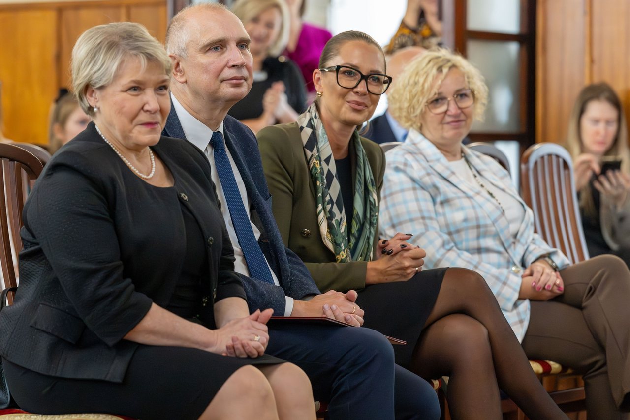 Medale dla nauczycieli