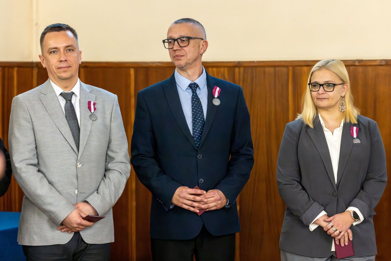 Medale dla nauczycieli