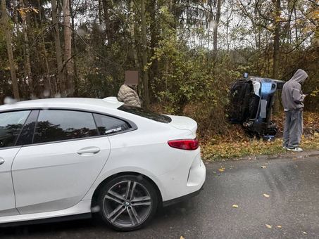 Subaru wypadło z drogi