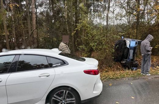 Subaru wypadło z drogi