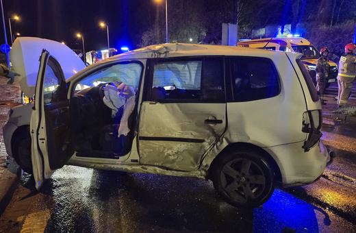 23–latka zderzyła się z wielką ciężarówką