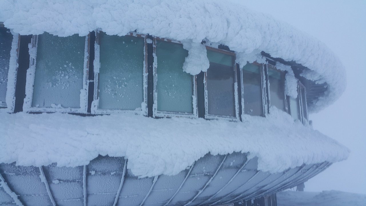 Uwaga: Komunikat lawinowy w Karkonoszach!
