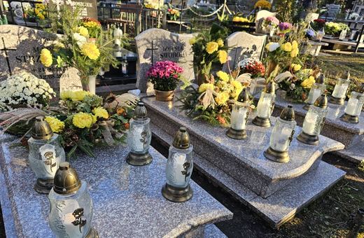1 listopada – na cmentarzach tłoczno