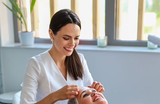 🍂 Peelingi medyczne – idealny wybór na jesień