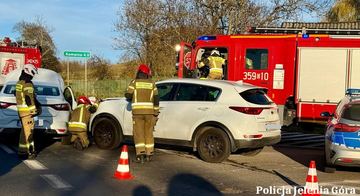 Zderzenie Kia z Renault w Radomierzu