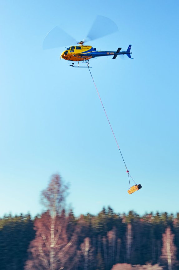 Helikopter nad Karkonoszami