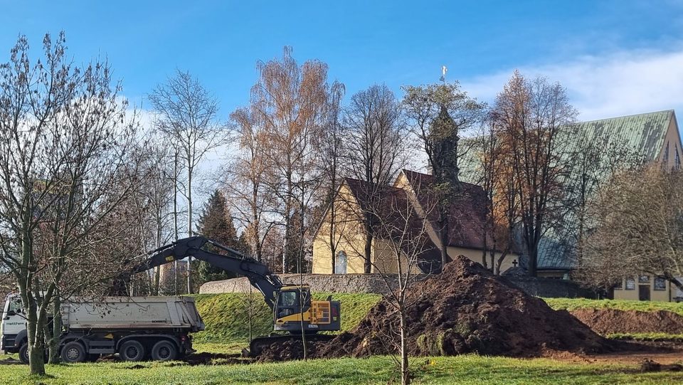 Budują nowy parking na Zabobrzu