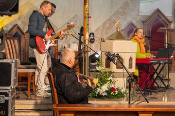 Koncert w kościele w Cieplicach
