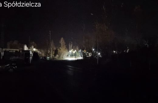 Nie ma lamp na przejściach dla pieszych