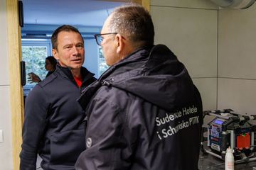 Joanna i Daniel Staniszewscy kończą remonty w schronisku "Nad Łomniczką"