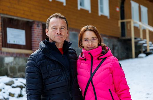Joanna i Daniel Staniszewscy kończą remonty w schronisku "Nad Łomniczką"