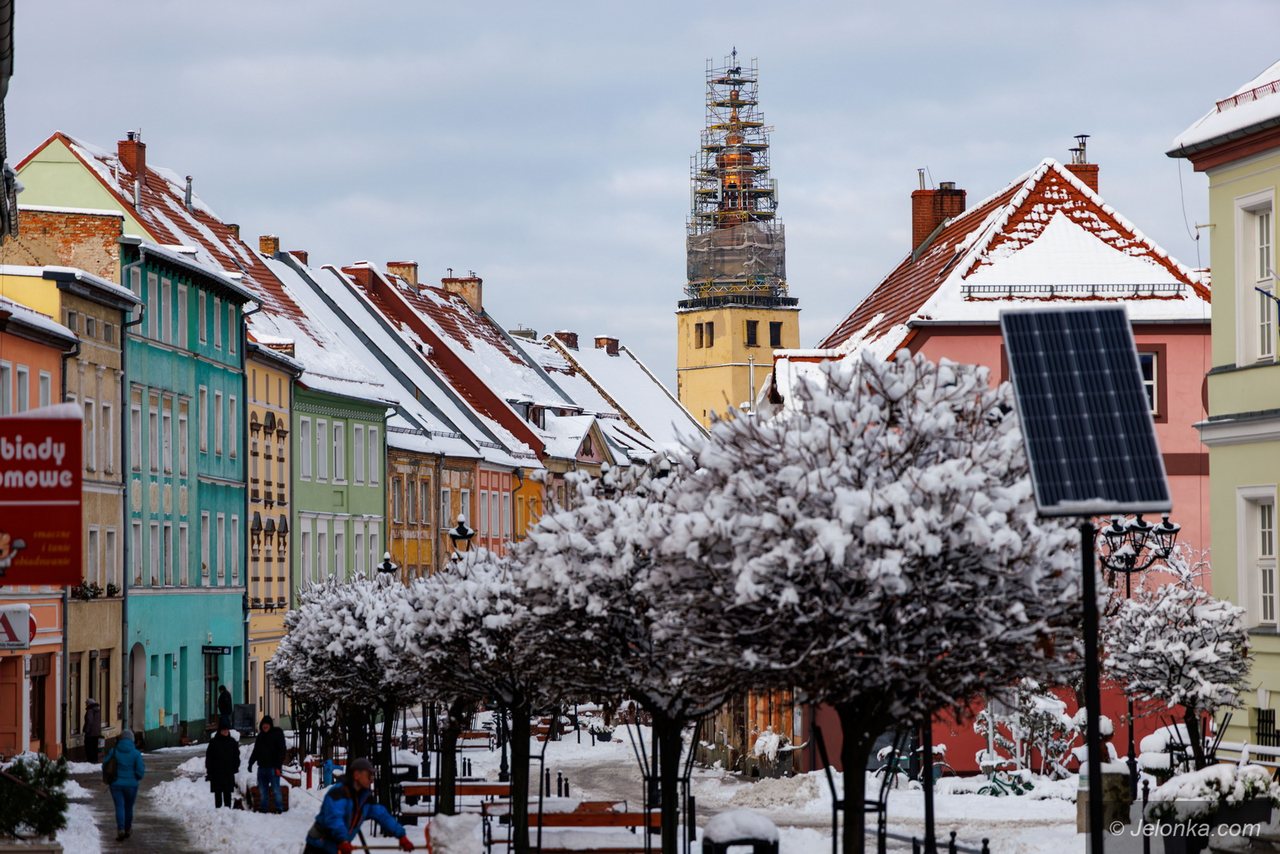Koń wrócił na wieżę w Kowarach