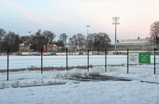 Karkonosze przegrały z zimą