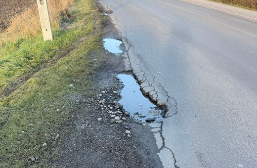 Łomnica domaga się remontu drogi