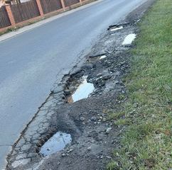 Łomnica domaga się remontu drogi