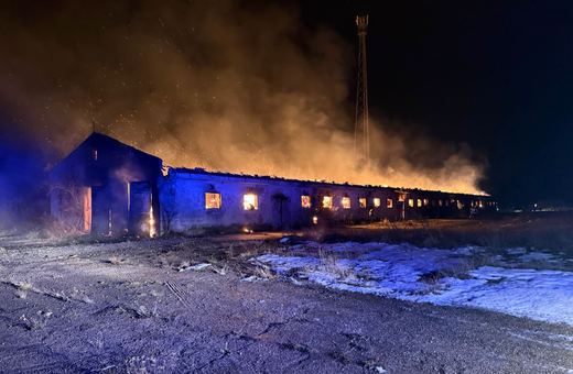 Olbrzymi pożar pochłonął gospodarstwo