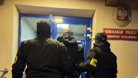 Poszukiwany 51–latek z Jeleniej Góry wpadł w ręce policjantów
