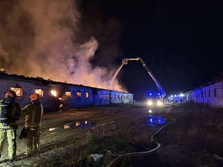 Ogromny pożar budynku gospodarczego