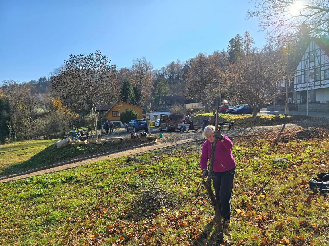 Nowy skwer dla mieszkańców i turystów już gotowy